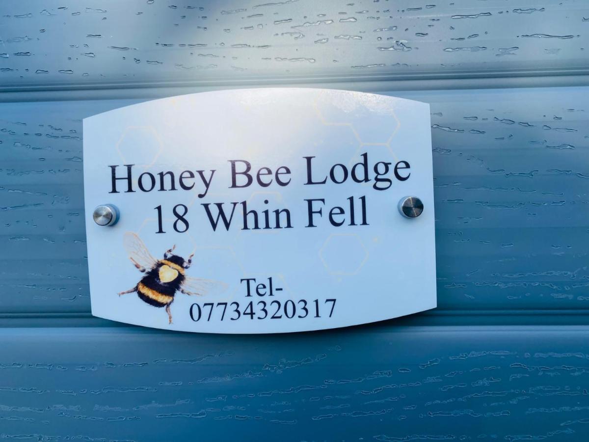 Honeybee Lodge Morpeth Exterior foto