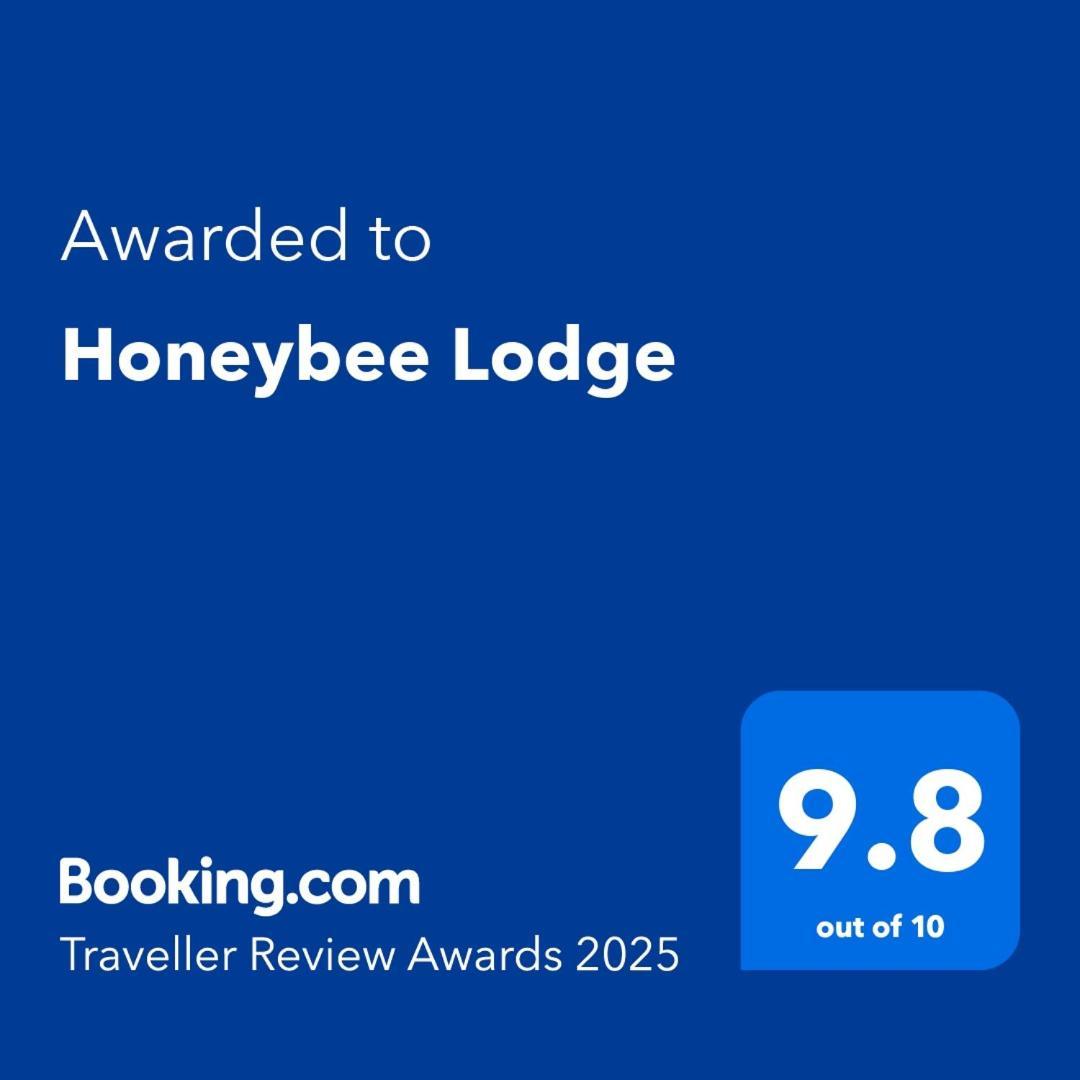 Honeybee Lodge Morpeth Exterior foto